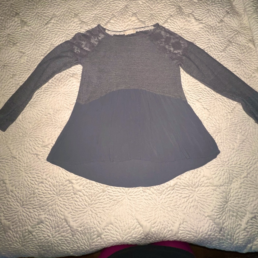 Altar’d State dark grey boho lace and hi/ low top